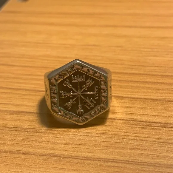 VEGVISIR RING WITH NORDIC SYMBOLS SIZE 9 - Picture 6 of 6